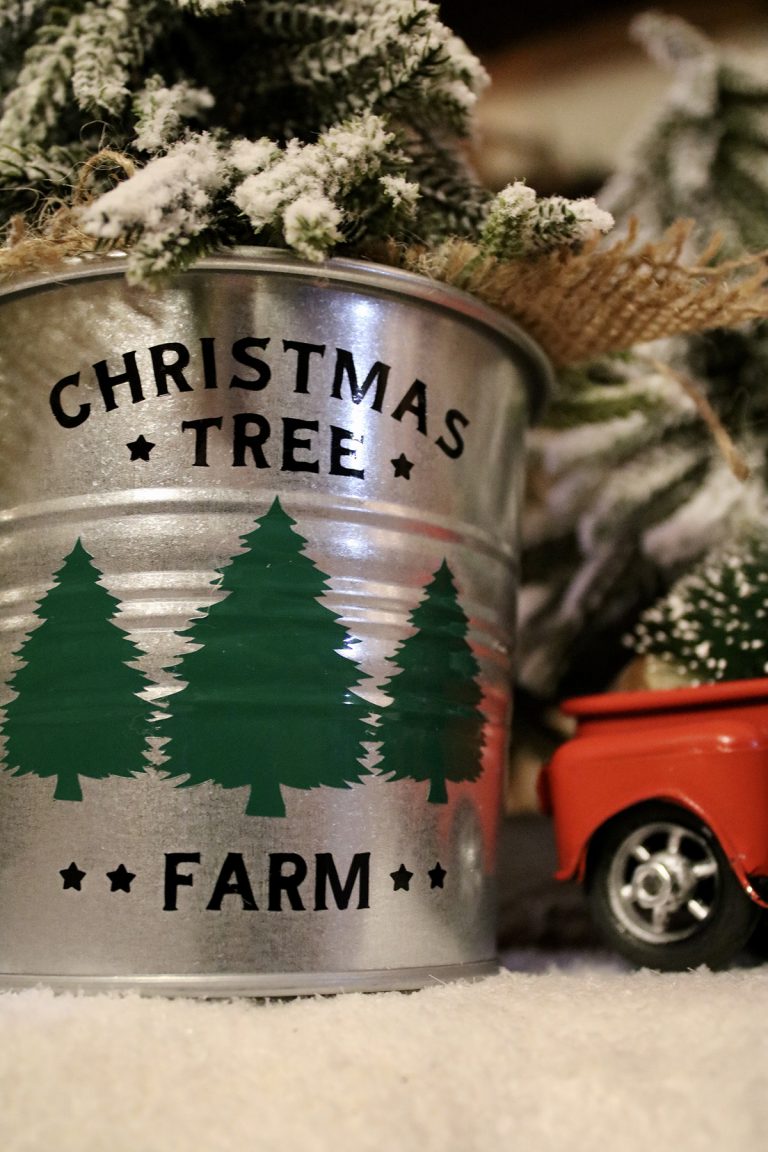 Sturdy galvanised steel Christmas Tree bucket small Love Home The